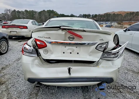 2017 Nissan Altima 2.5 z USA, uszkodzony, nr VIN 1N4AL3AP1HC276759